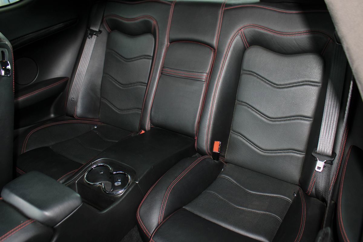 Used 2012 Maserati GranTurismo S RWD image 17