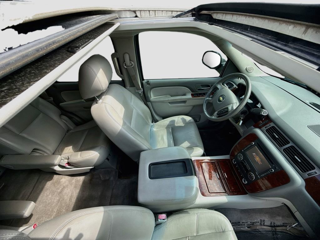 Used 2014 Chevrolet Tahoe LTZ RWD image 22