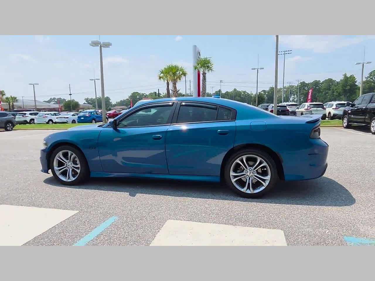 Used 2022 Dodge Charger R/T RWD image 28