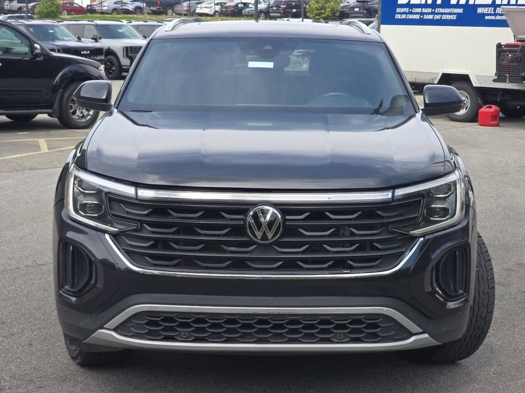 Used 2024 Volkswagen Atlas Cross Sport SE FWD image 10