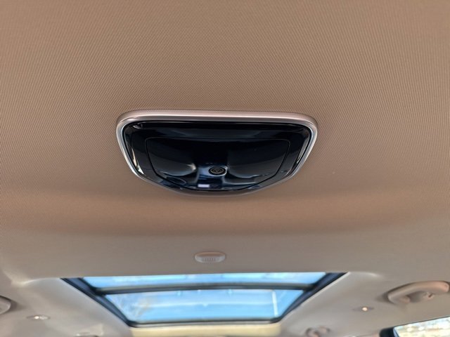 Used 2021 Jeep Grand Cherokee L Limited w/ MOPAR Finishing Package image 18