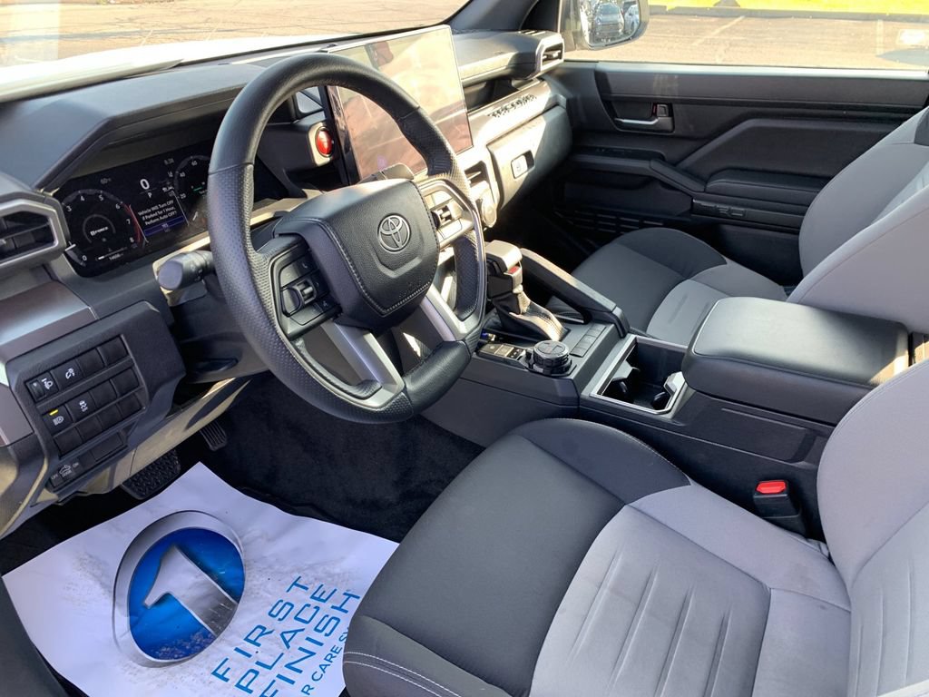 Used 2025 Toyota Tacoma TRD Off-Road AWD/4WD image 11
