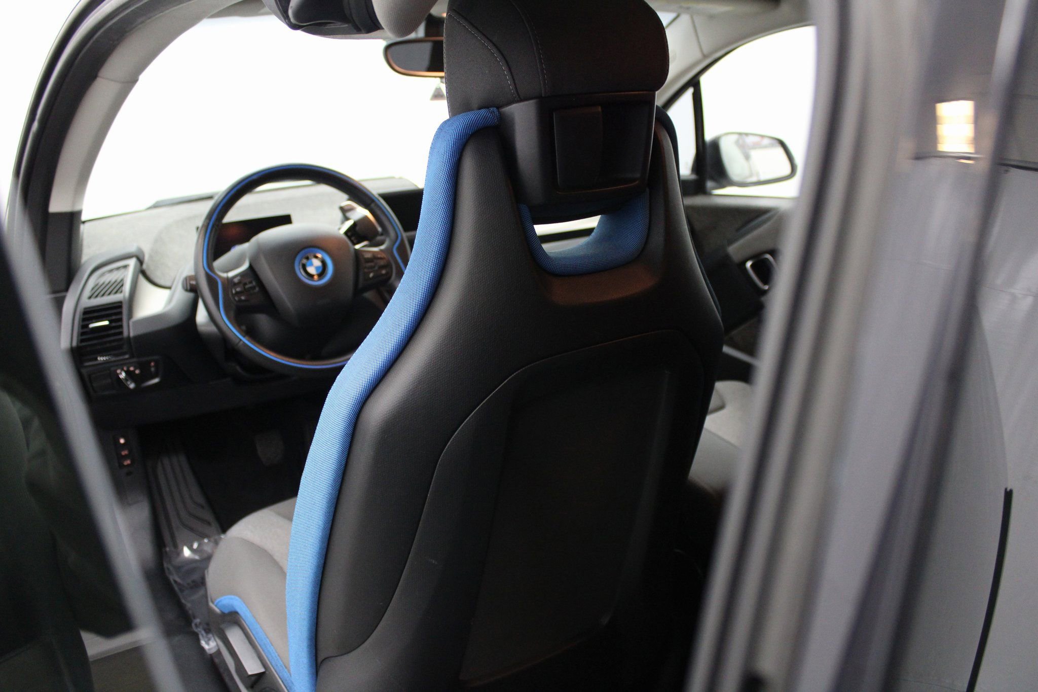 Used 2018 BMW i3 94Ah w/Range Extender image 20