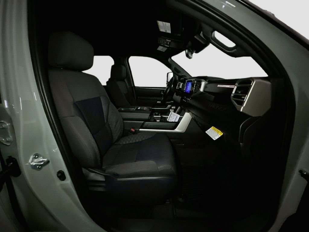 New 2026 Toyota Tundra SR5 AWD/4WD image 31