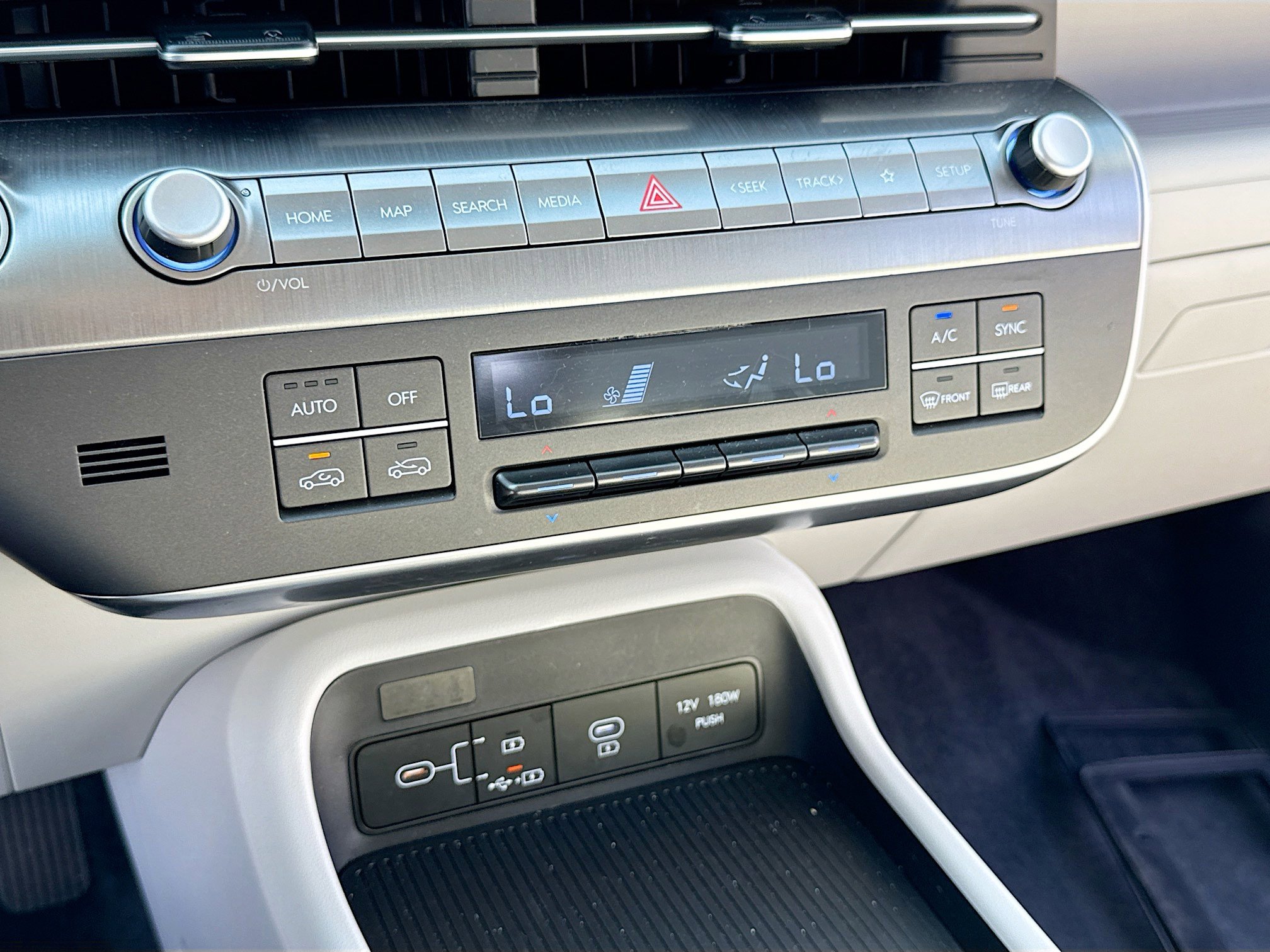 Certified 2025 Hyundai Kona SEL image 11