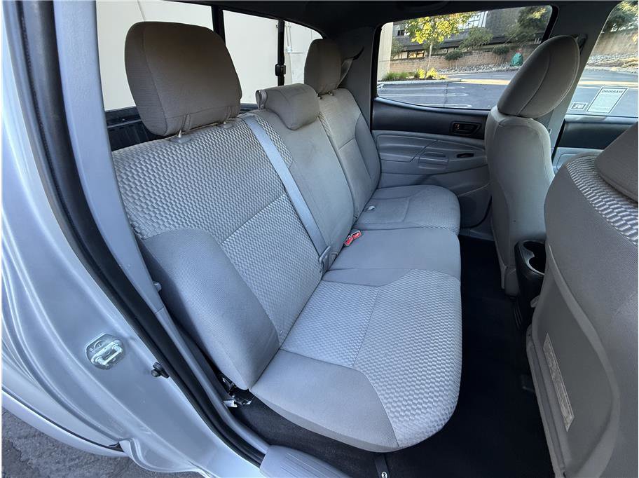 Used 2013 Toyota Tacoma 2WD Double Cab image 18
