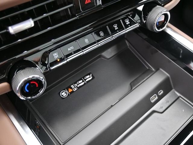 New 2026 Chevrolet Tahoe High Country w/ Sun And Tow Package image 32