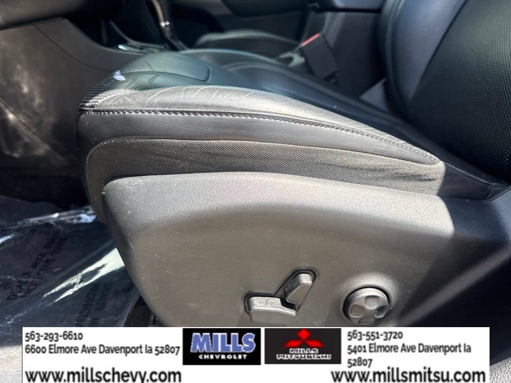 Used 2019 Jeep Cherokee Limited FWD image 11