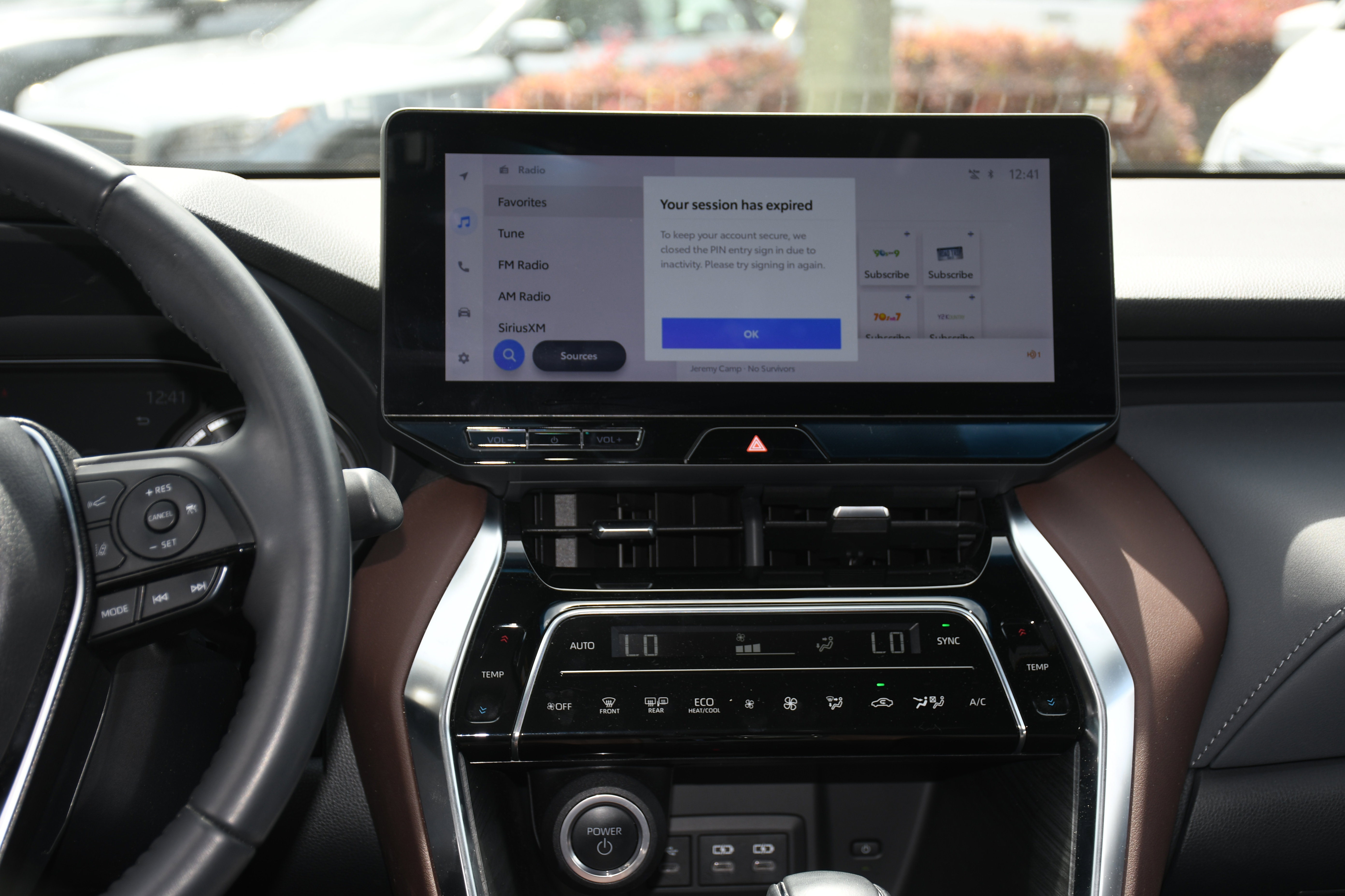 Certified 2023 Toyota Venza XLE AWD/4WD image 17