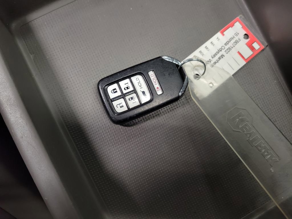 Used 2015 Honda Odyssey Touring Elite image 15