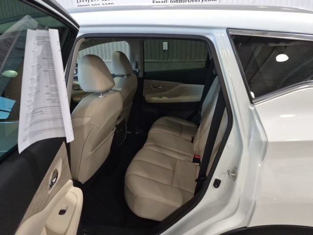 Used 2020 Nissan Murano SL w/ Moonroof Package AWD/4WD image 18