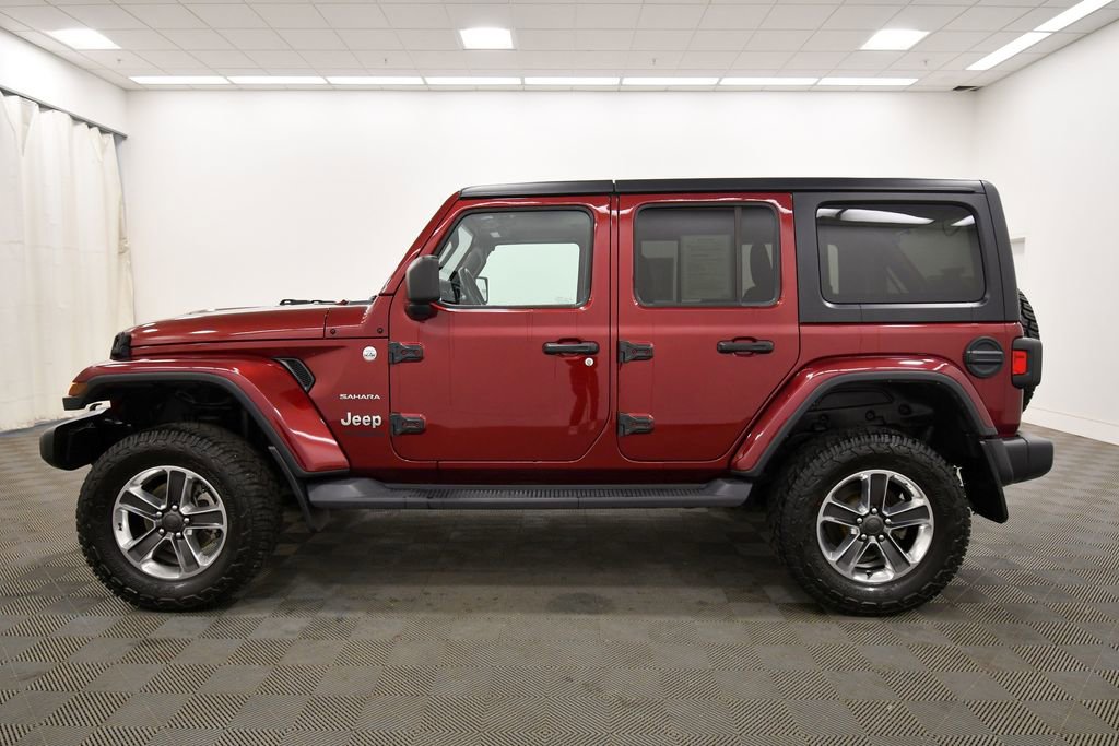 Used 2021 Jeep Wrangler Unlimited Sahara w/ Dual Top Group AWD/4WD image 4
