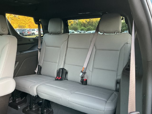 Used 2025 Chevrolet Tahoe LT w/ Comfort Package RWD image 27