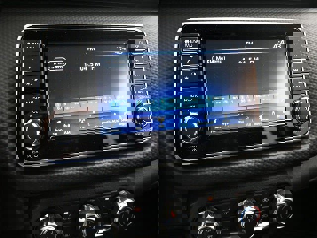 New 2025 Nissan Kicks Play S image 17