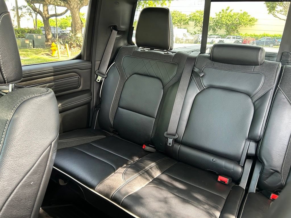 Used 2025 RAM 1500 Limited AWD/4WD image 14