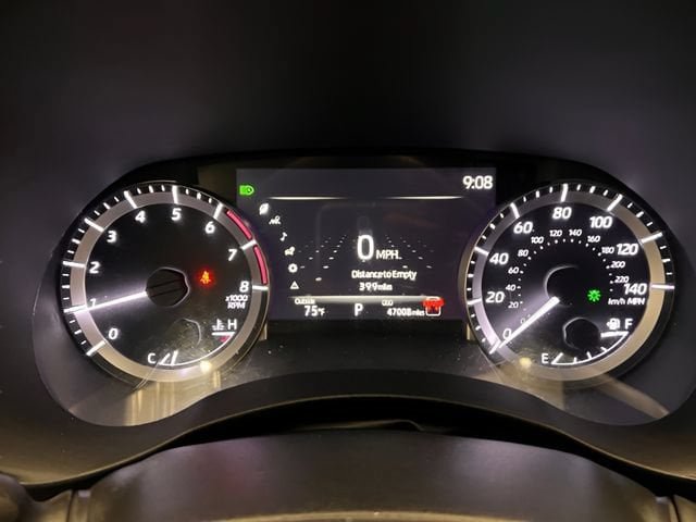 Used 2024 Toyota Highlander XSE FWD image 25