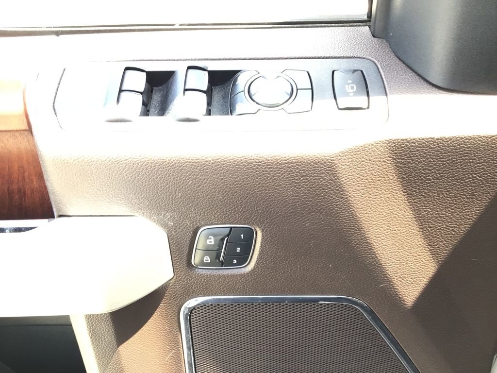 Used 2019 Ford F250 King Ranch w/ King Ranch Ultimate Package image 17