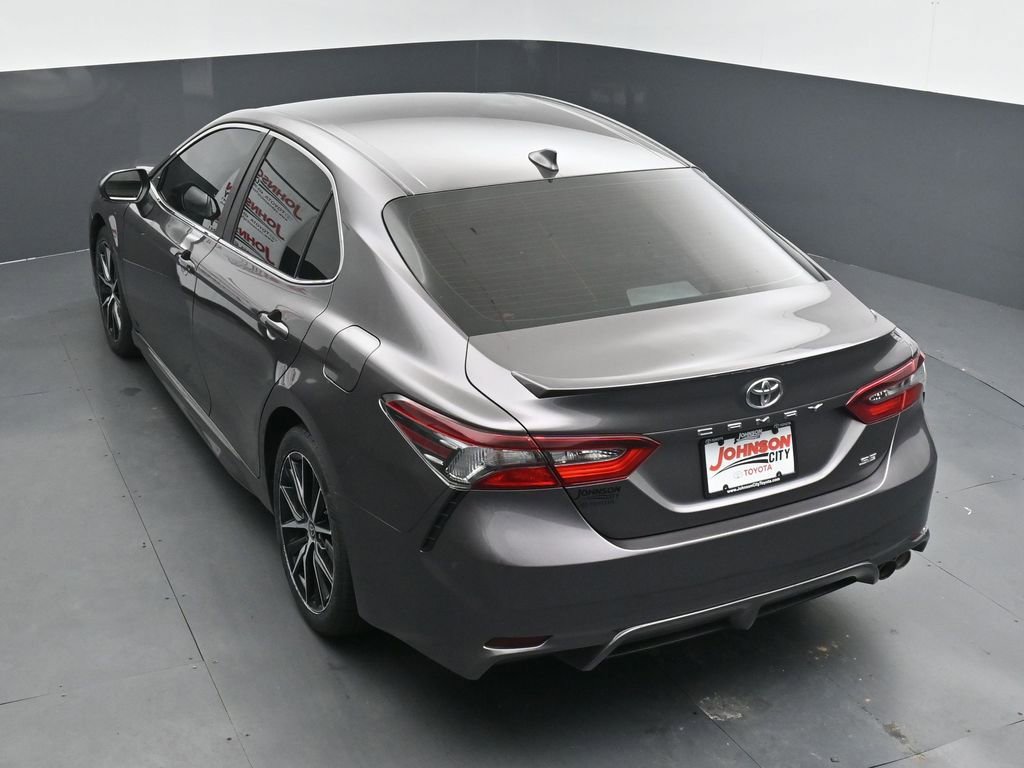 Used 2022 Toyota Camry SE FWD image 29