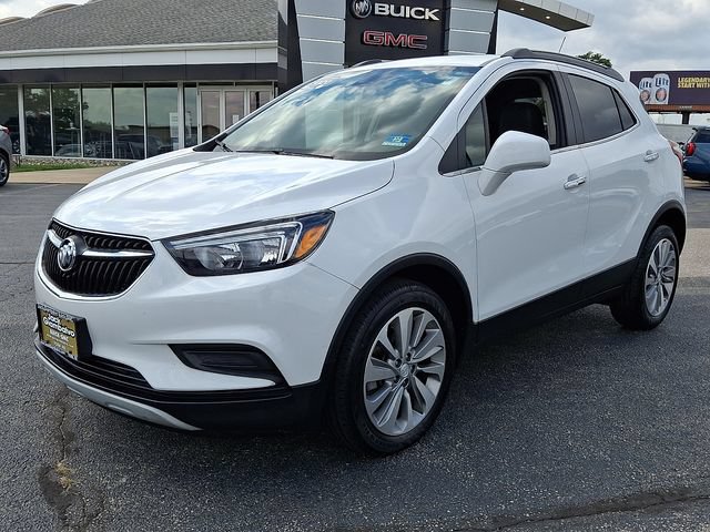 Used 2020 Buick Encore Preferred w/ Safety Package FWD image 3