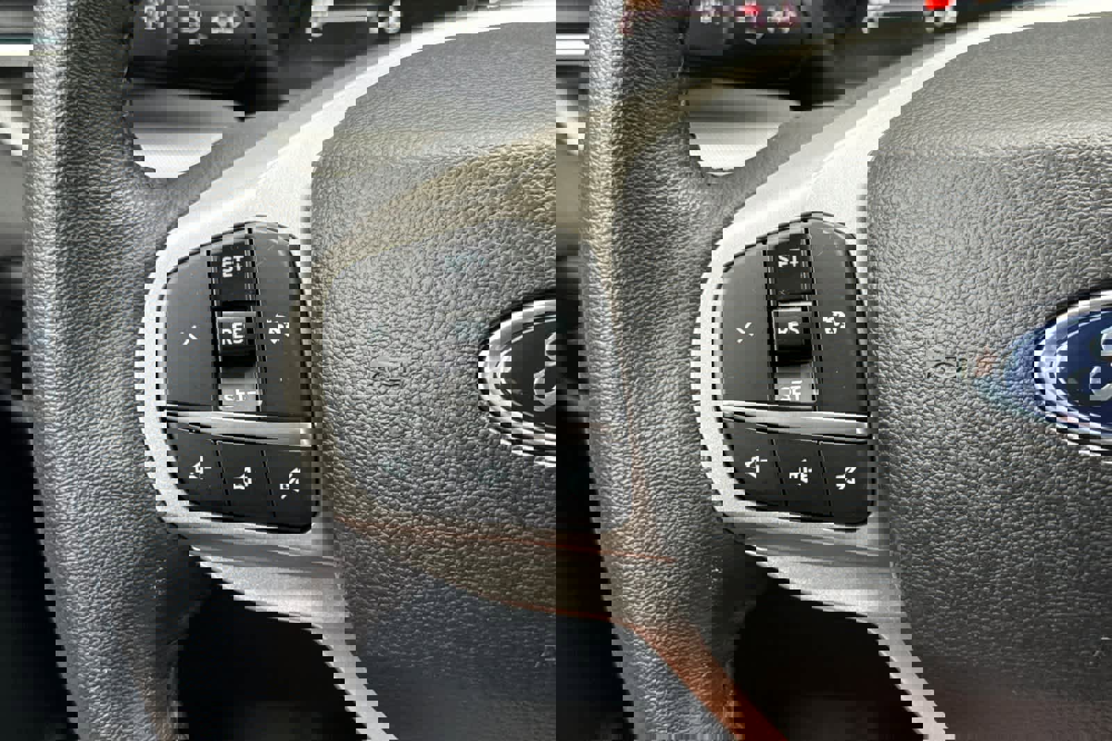 Used 2023 Ford Explorer XLT w/ Equipment Group 202A image 26