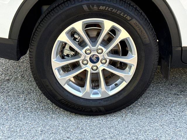 Used 2022 Ford Escape SE FWD image 9