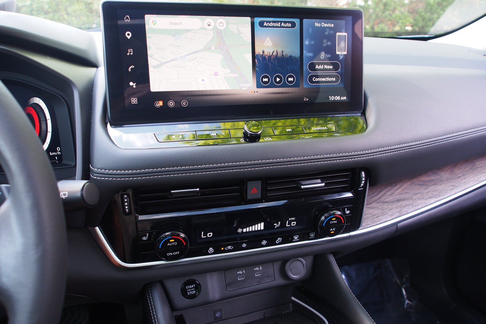 Used 2024 Nissan Rogue Platinum FWD image 26