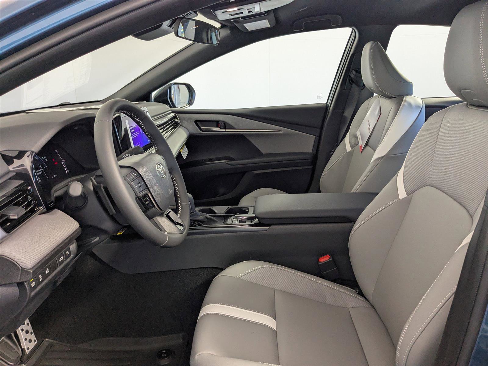 New 2026 Toyota Camry SE image 10