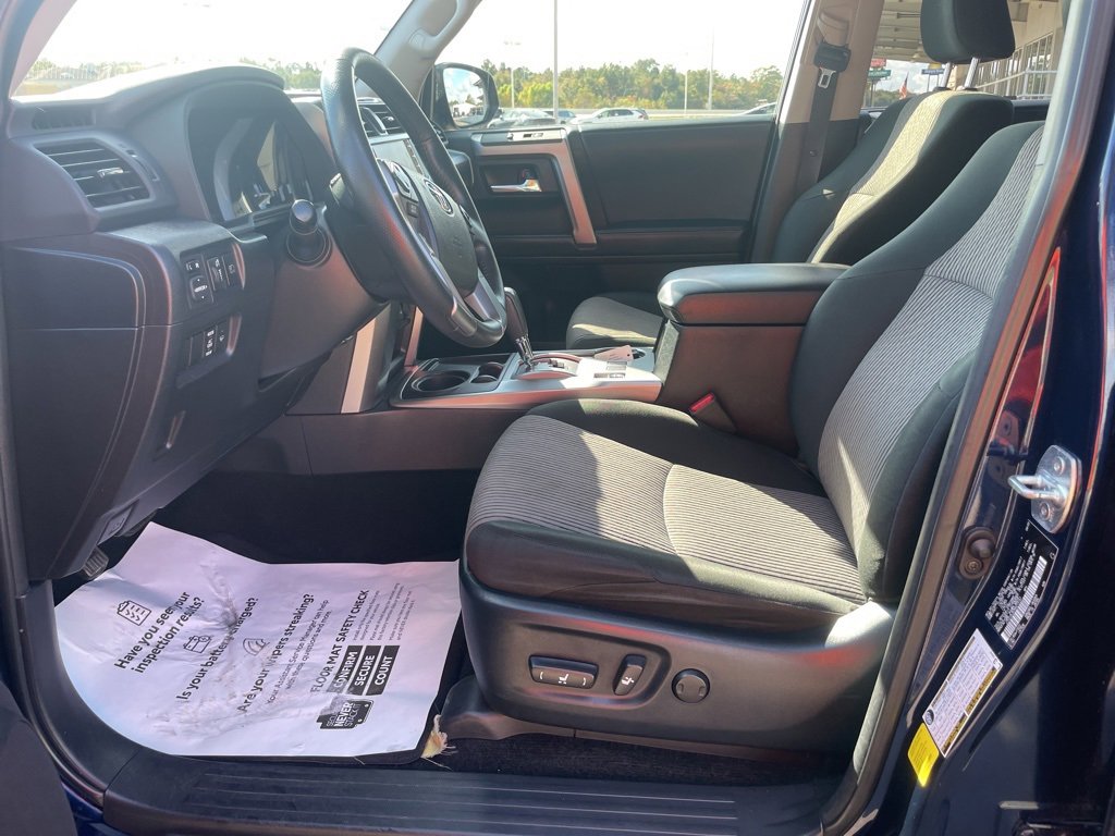 Used 2022 Toyota 4Runner SR5 image 11