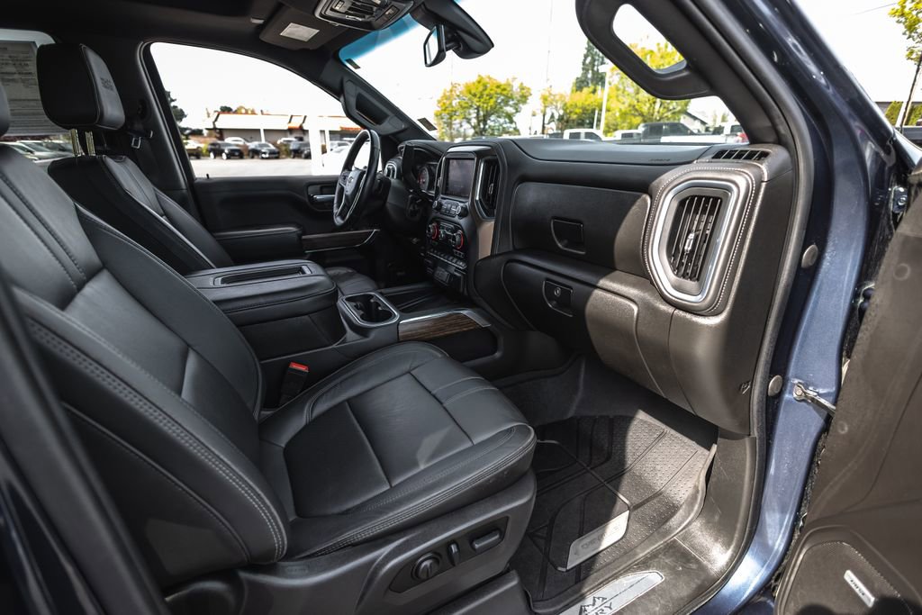 Used 2022 Chevrolet Silverado 1500 High Country w/ Safety Package II image 31