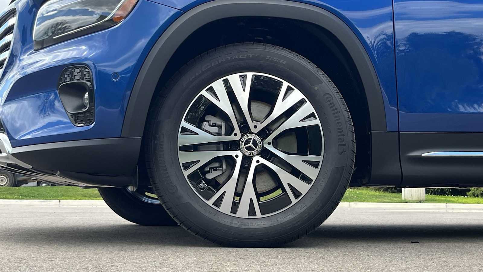 New 2026 Mercedes-Benz GLB 250 4MATIC image 28