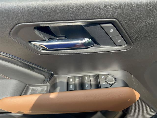 New 2026 GMC Canyon AT4 w/ Nightfall Edition AWD/4WD image 11
