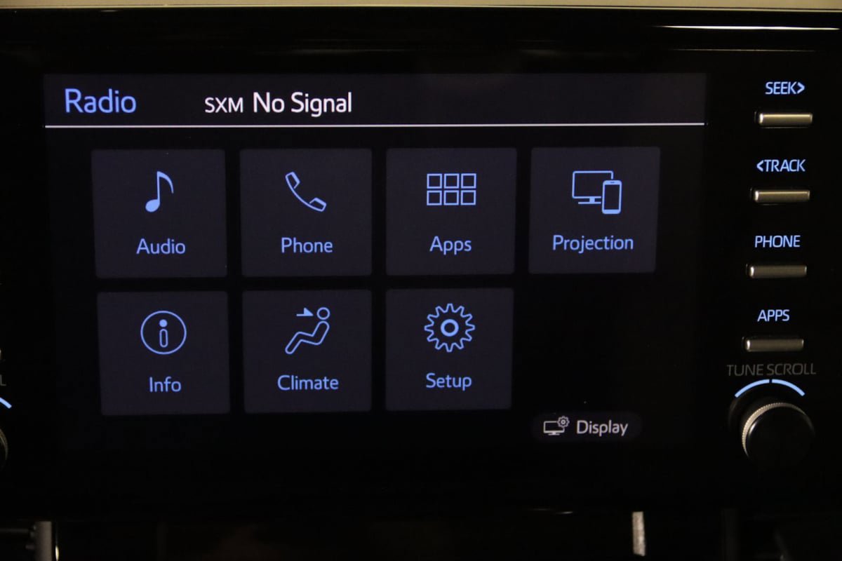 Used 2023 Toyota Sienna XLE FWD image 42