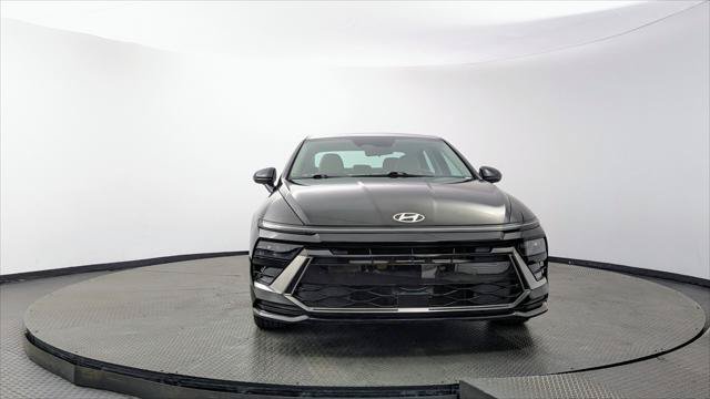 Used 2025 Hyundai Sonata SEL FWD image 12