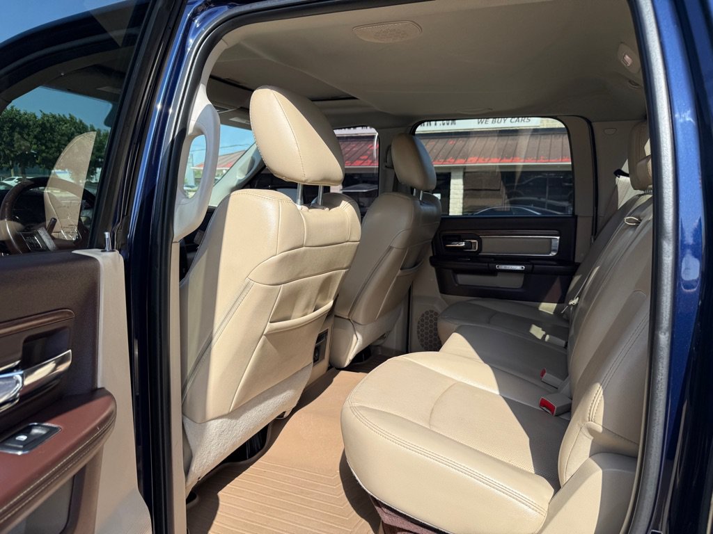 Used 2014 RAM 2500 Laramie RWD image 15