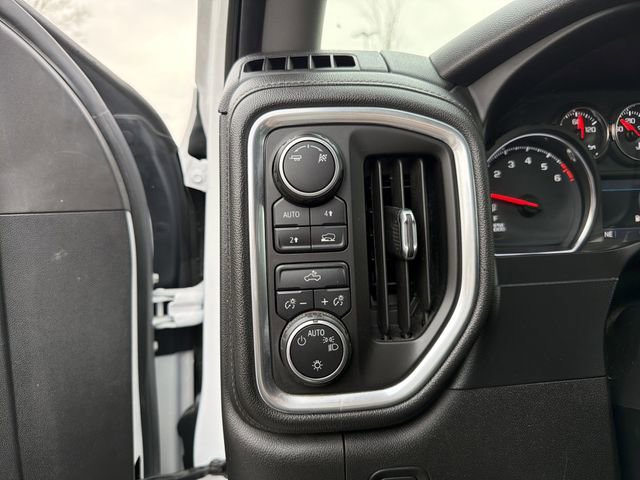 Used 2019 Chevrolet Silverado 1500 LT w/ Remote Start Package image 24