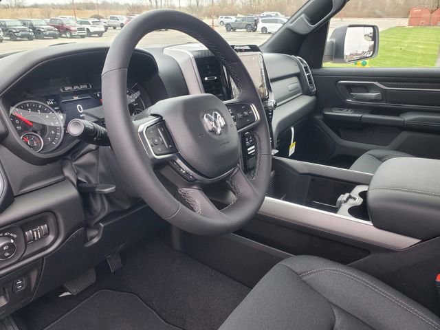 New 2026 RAM 1500 4x4 Crew Cab image 13