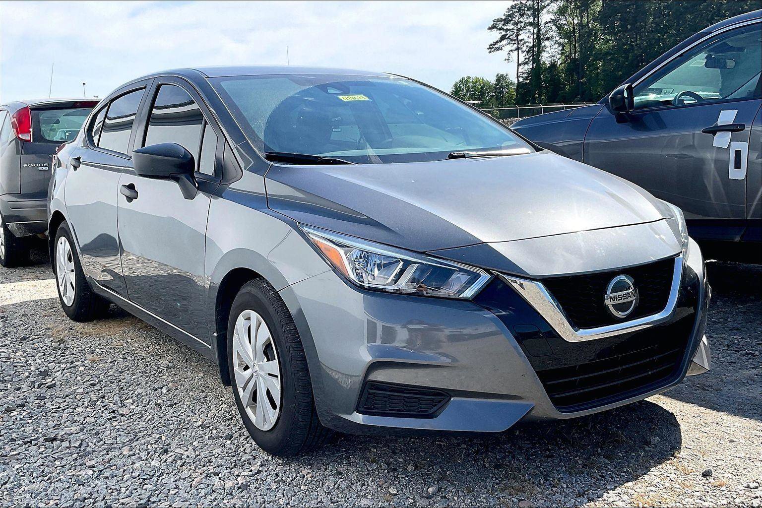 Certified 2022 Nissan Versa S FWD image 1