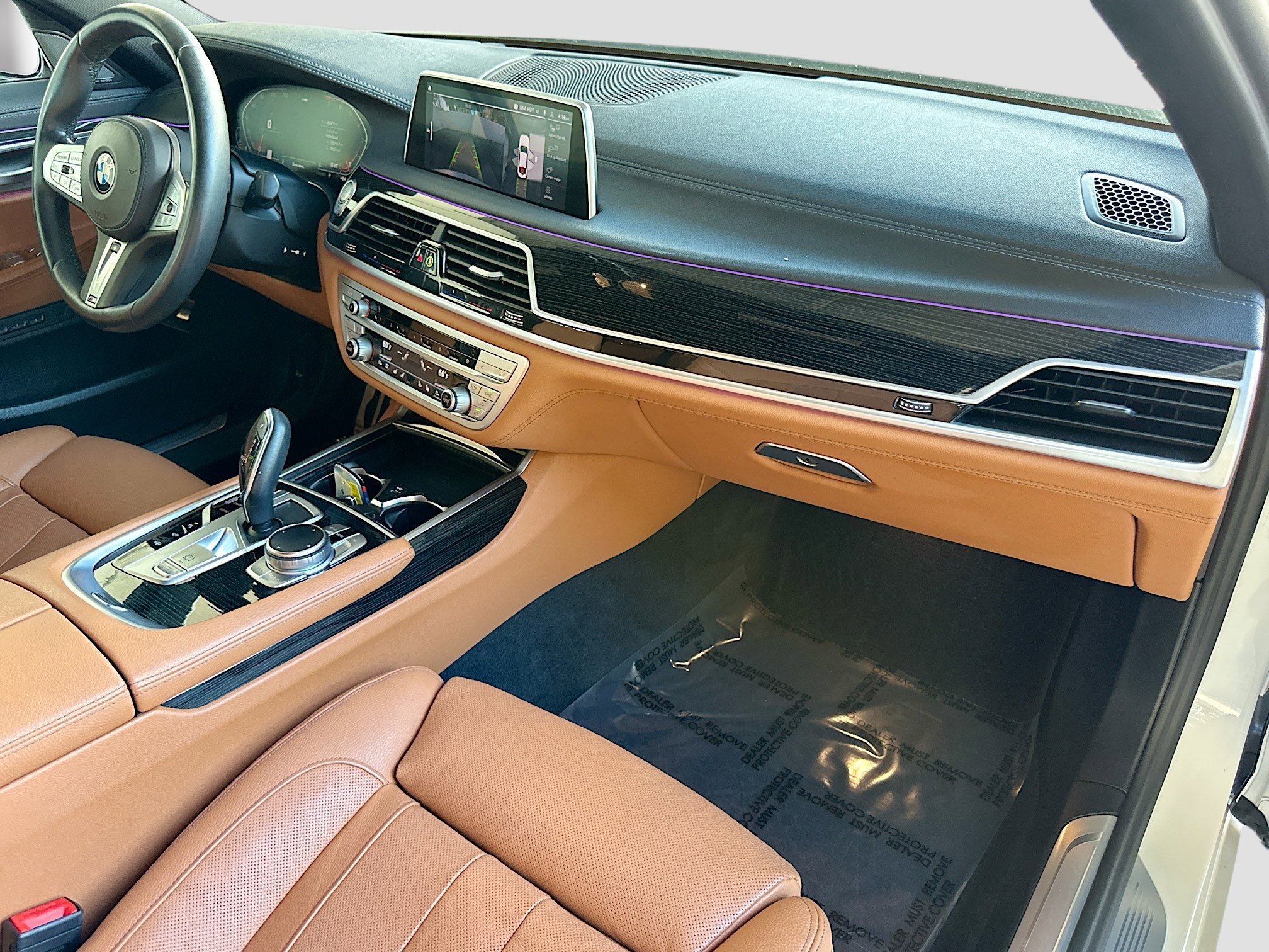 Used 2021 BMW 740i xDrive w/ M Sport Package image 31