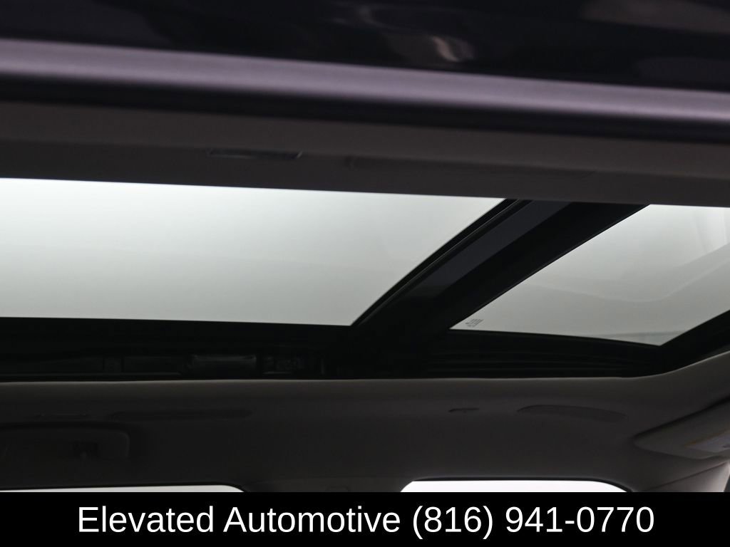 Used 2025 INFINITI QX80 Sensory image 10