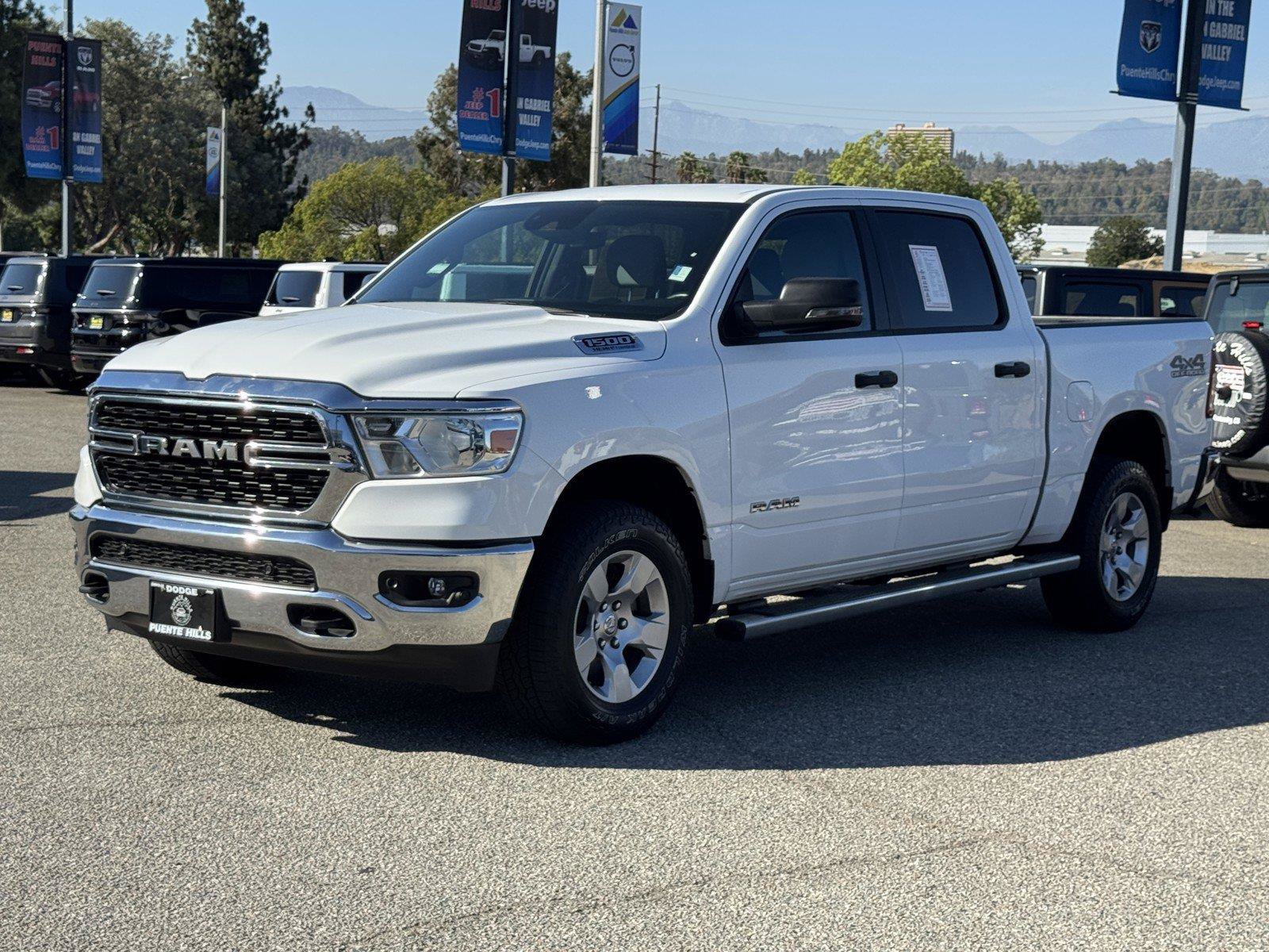 Certified 2024 RAM 1500 Big Horn AWD/4WD image 3