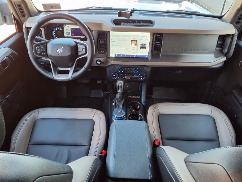 Used 2024 Ford Bronco Wildtrak AWD/4WD image 9