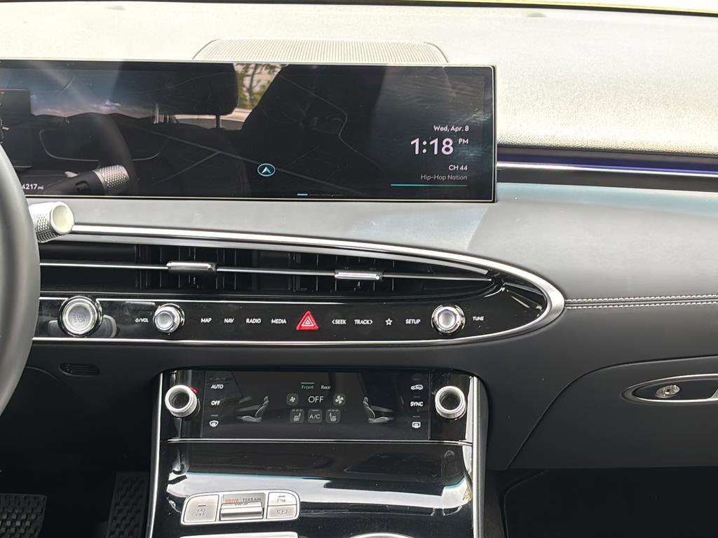 Certified 2026 Genesis GV70 2.5T image 19