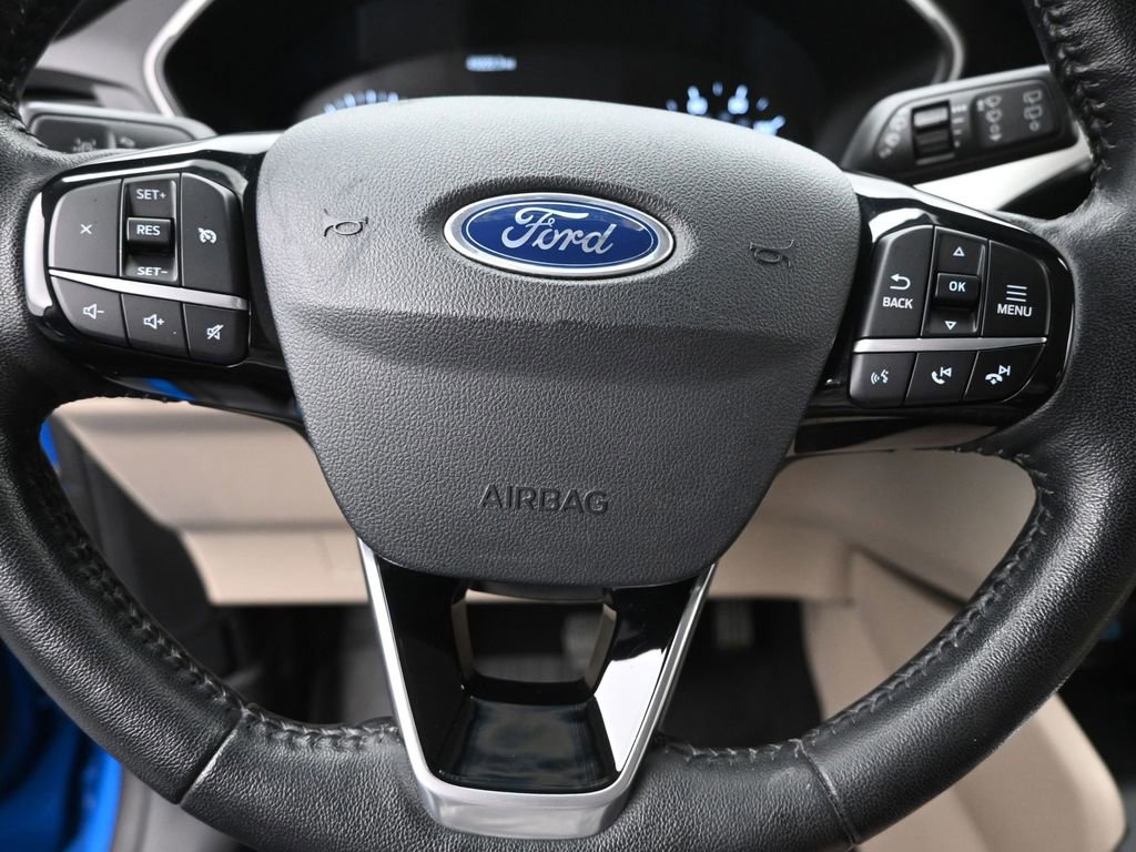 Used 2021 Ford Escape SEL image 19
