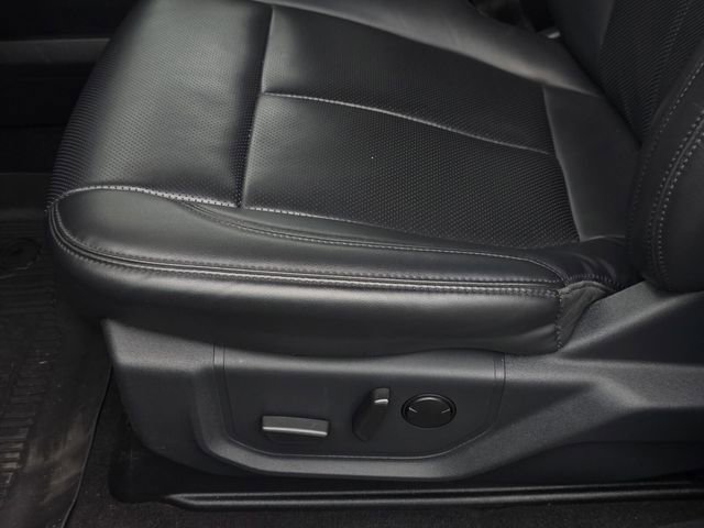 Used 2024 Ford Expedition XLT RWD image 27