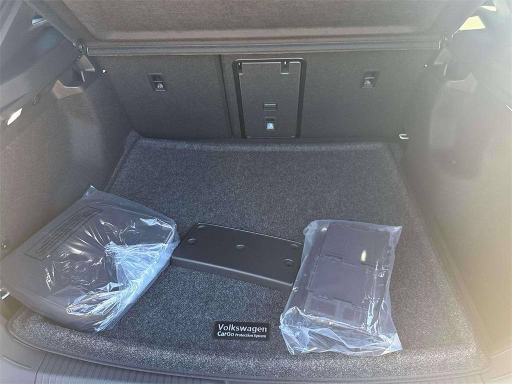 New 2025 Volkswagen ID.4 Pro S RWD image 29