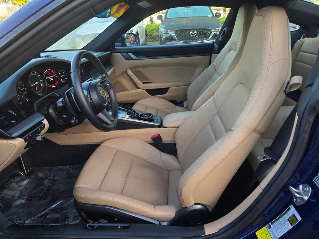 Used 2022 Porsche 911 Carrera RWD image 16