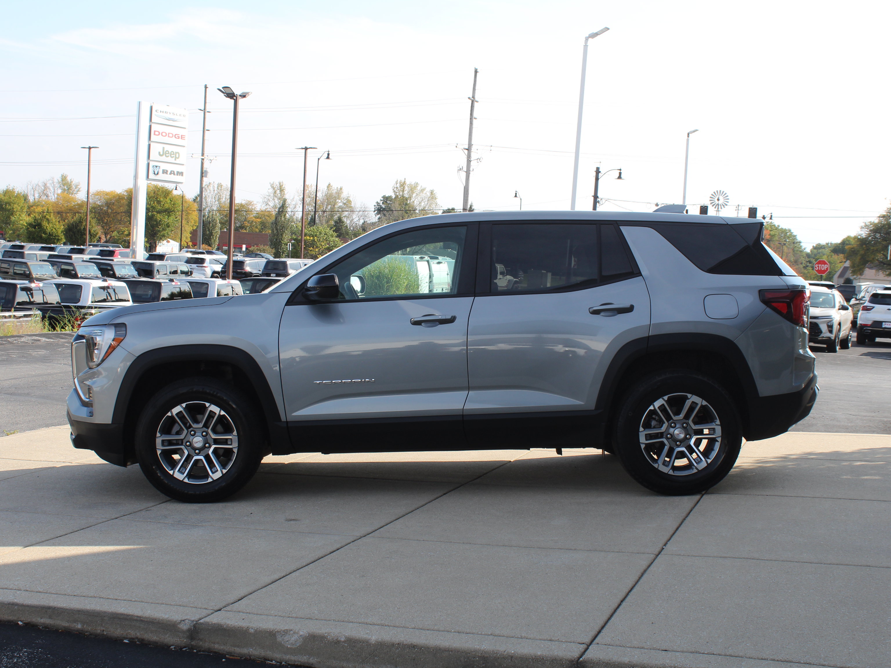 Used 2026 GMC Terrain Elevation FWD image 9