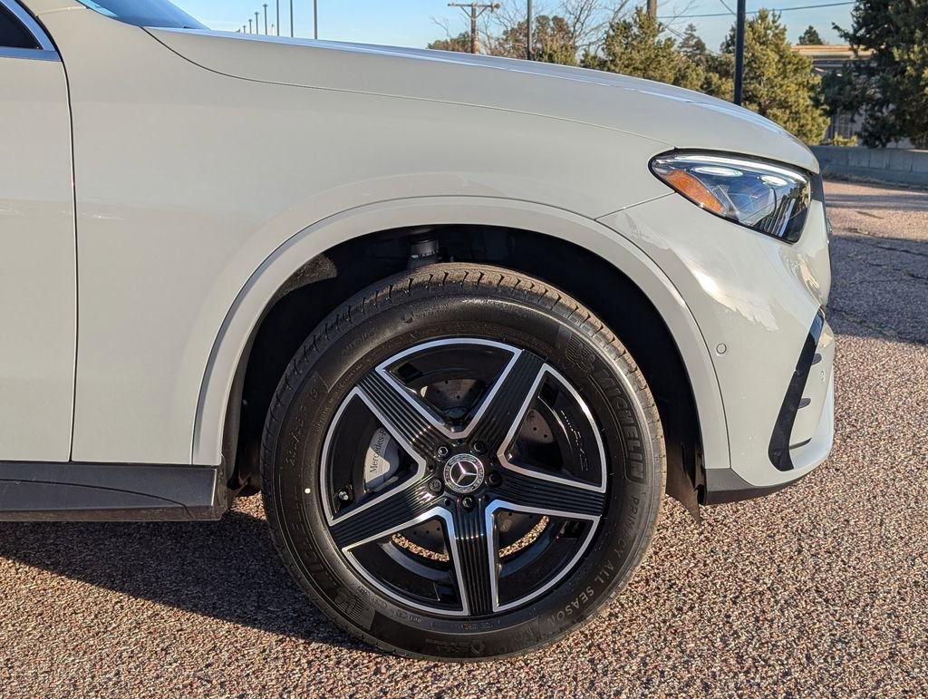 New 2026 Mercedes-Benz GLC 300 4MATIC image 9