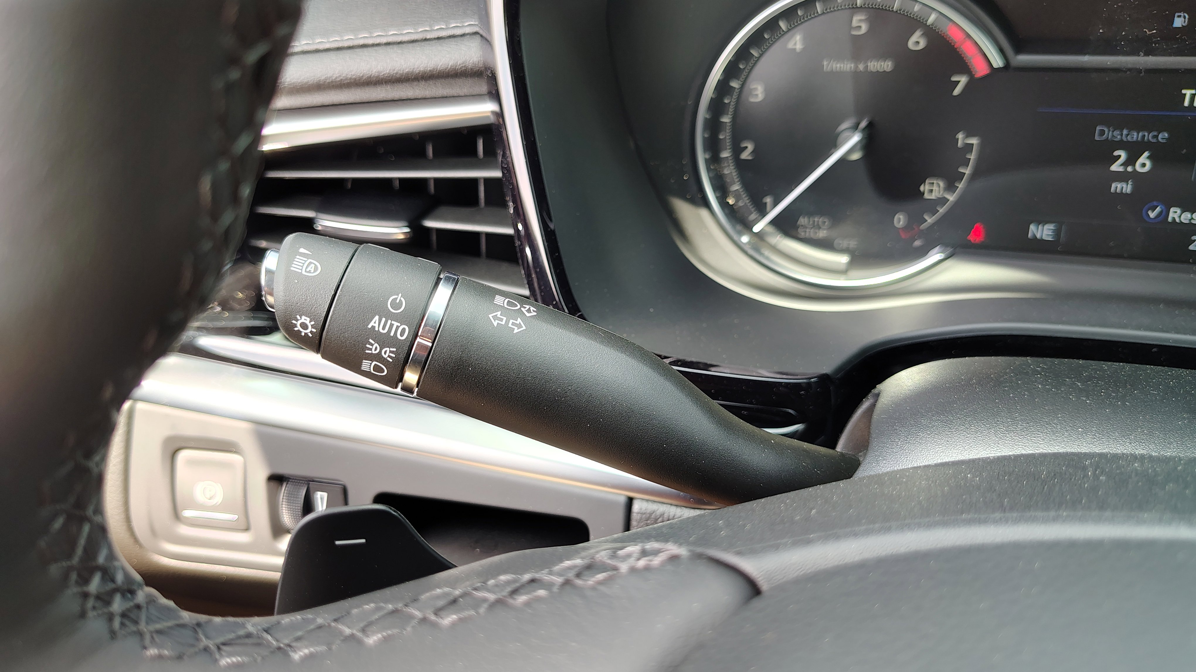 New 2025 Cadillac XT6 Luxury w/ LPO, Premium Carpet Package image 21