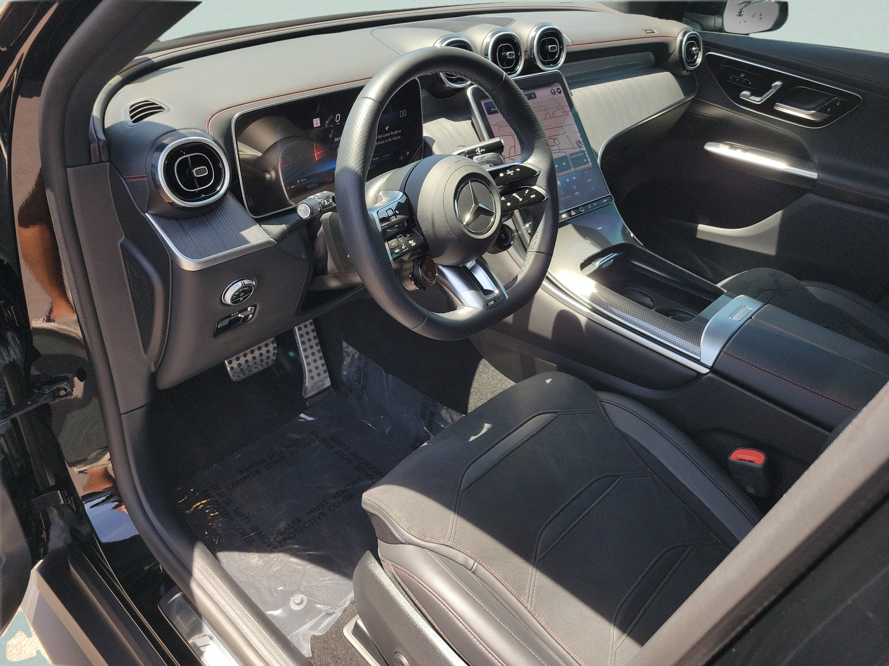 Certified 2024 Mercedes-Benz GLC 43 AMG 4MATIC image 19